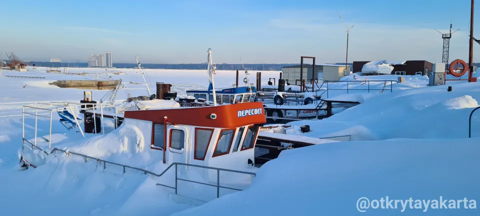 СК “Маяк”, где хранят корабли и мечтают о море